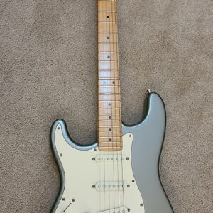 1991 Fender American Standard Stratocaster Left-Handed Rare ilInca silver