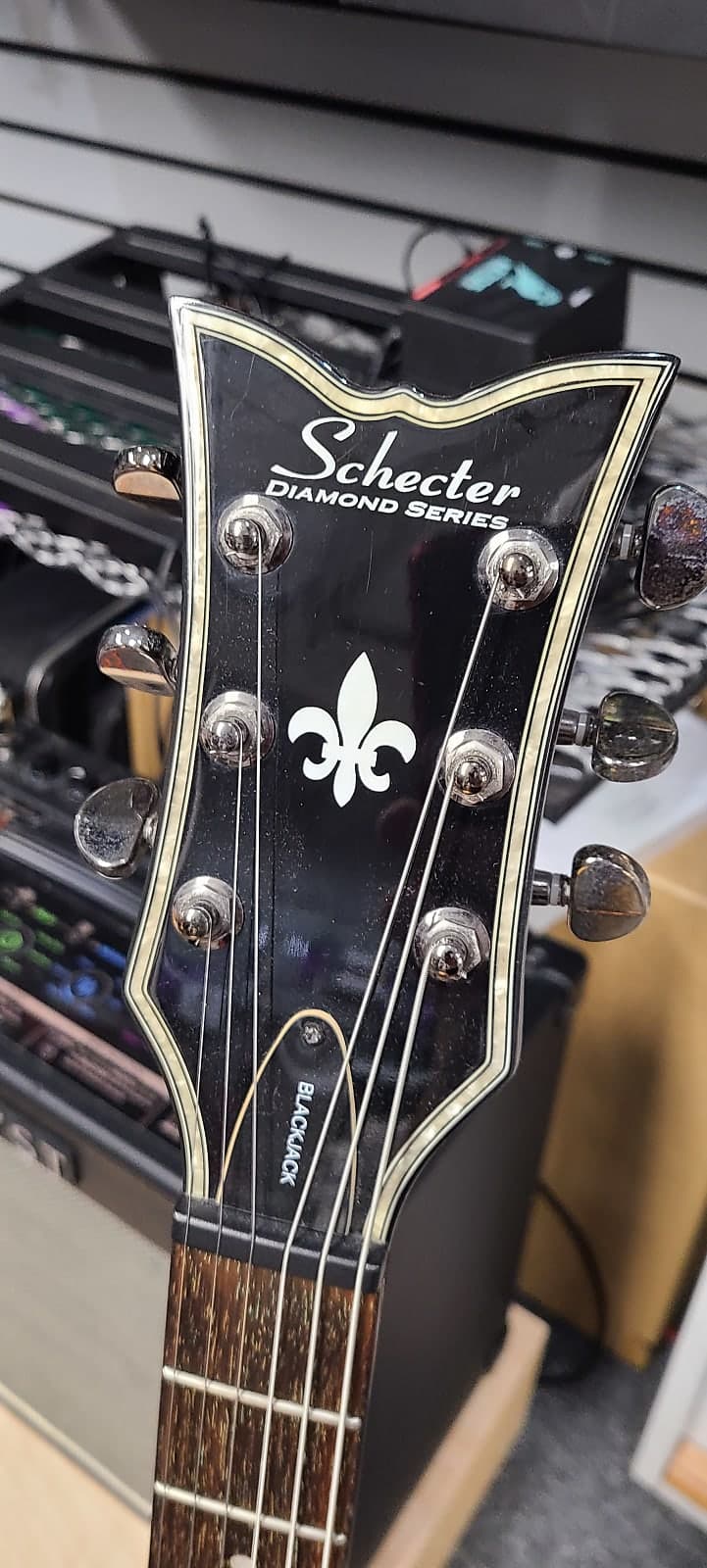 Schecter Tempest Black Jack Left-Handed 2009 – Black Gloss